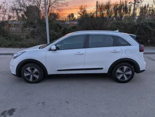 KIA Niro Híbrido ECO - Libro KIA - Pack Seguridad