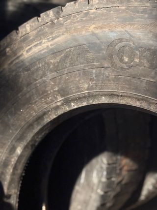 Ruedas de camión en buen 285 70 19,5 hay 2 iguale