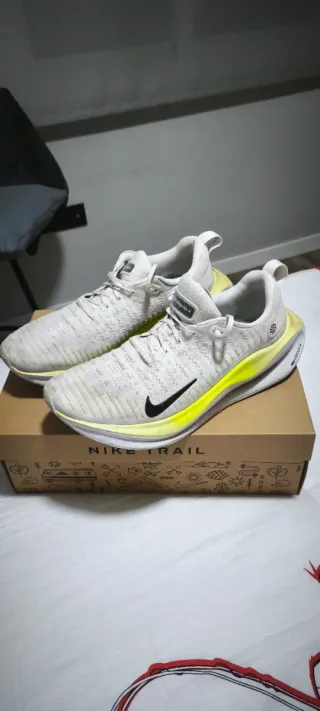 Nike React Infinity Run 4 Blancas/Amarillas