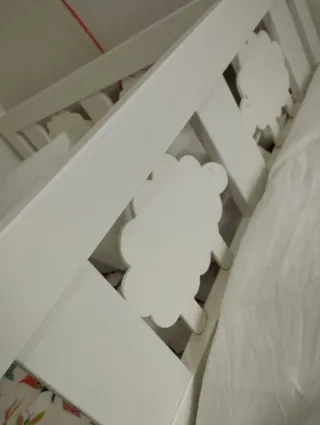 Cama infantil KRITTER blanca.