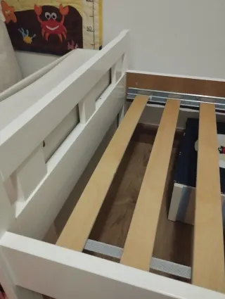 Cama infantil KRITTER blanca.