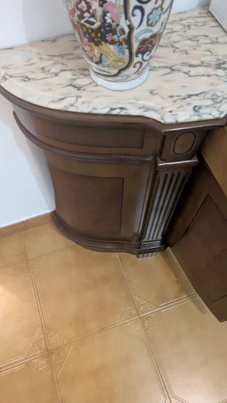 Mueble recibidor con encimera de piedra