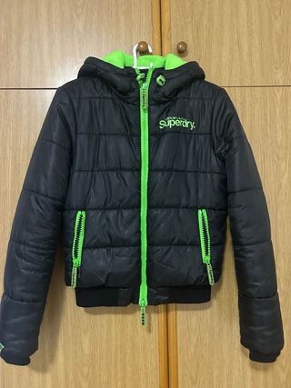 Anorak Superdry Negro y Verde Mujer