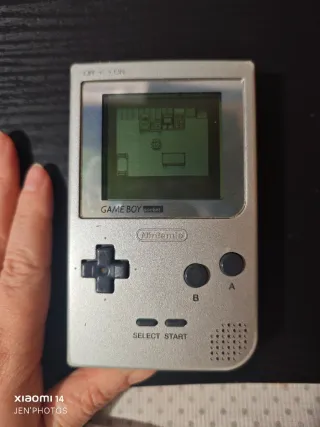 Consola Nintendo Game Boy Pocket Plata