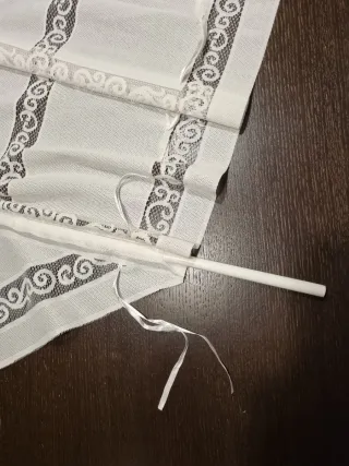 Tenda ricamata altezza regolabile