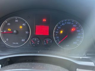 Volkswaguen  Golf 2004