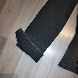 Chaqueta vaquera entallada