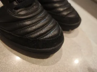 Adidas Copa Mundial Team multitaco para niñ@s.