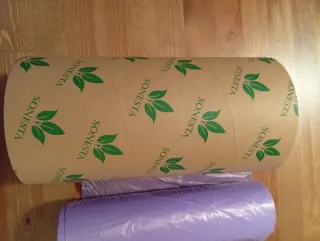 Contenedor de pañales blanco y negro Tommy teppee