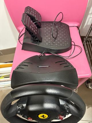 Volante Ferrari T80 RW Thrustmaster
