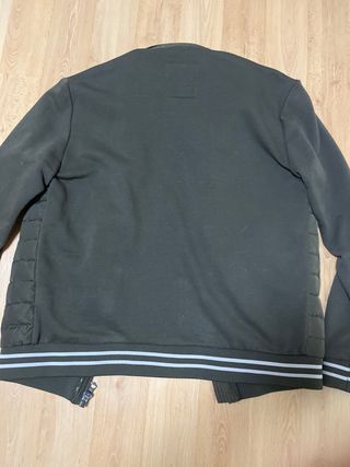 Chaqueta Zara Verde Militar con Capucha
