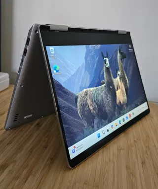 Portátil táctil 360° Lenovo Yoga –SSD muy cuidado