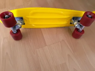 Monopatín niño amarillo Decathlon