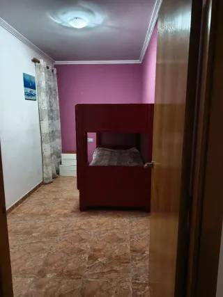 Se alquila habitación cerca de Mercadona