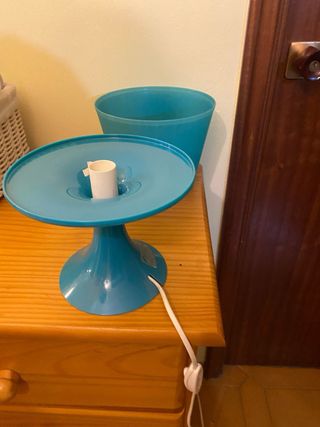 Lámpara de mesa azul