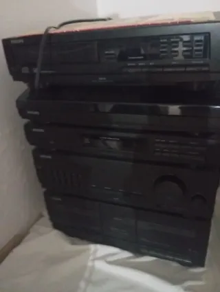 Equipo de música Philips antiguo