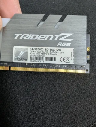 G.Skill Trident Z RGB RAM 8gb 3200