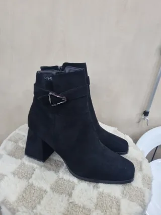 Botines gamuza negros tacón ancho