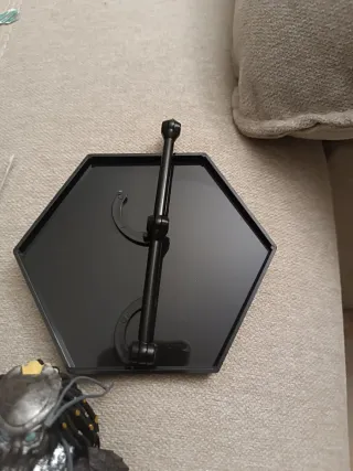 Figura Depredador con accesorios