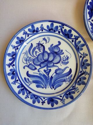 Dos Platos Decorativos