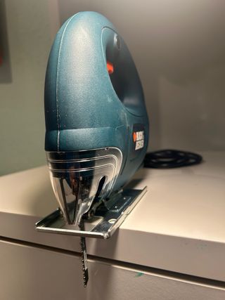 Sierra de calar Black & Decker CD301