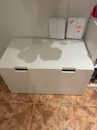Baúl de almacenaje Ikea blanco