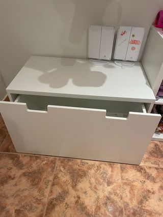 Baúl de almacenaje Ikea blanco