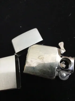 Isqueiro Zippo Original com Pipa