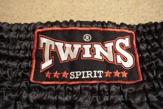 Pantalones cortos de combate Twins Fighting