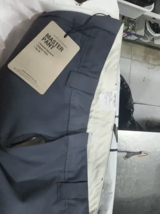 Pantalón Carhartt Master Pant Gris Talla M