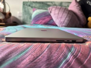 MacBook Pro 16 M1 Pro 1TB 16gb Ram PLATA