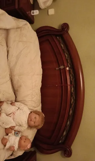 Urge venta: Cama de matrimonio madera. Cómo nueva