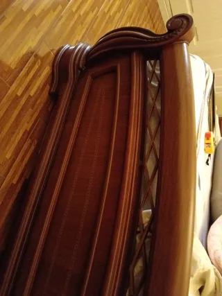 Urge venta: Cama de matrimonio madera. Cómo nueva