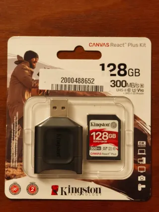 2x Kingston Canvas React Plus 128GB c/Leitor