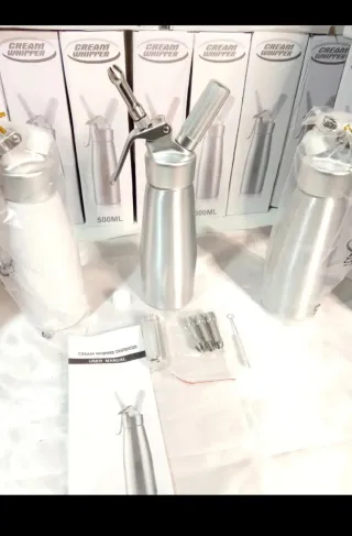 Sifone per panna montata, spume, creme