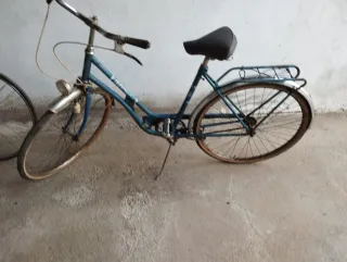 Pack de bicicletas de carretera y paseo BH