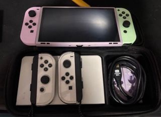 Nintendo Switch oled Funda y Soporte