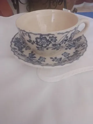Taza antigua aparece en la serie Ena