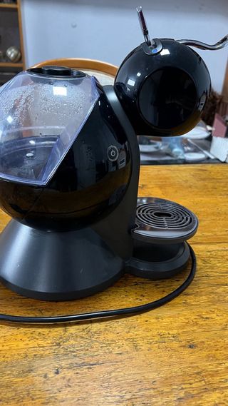 Cafetera Dolce Gusto Negra