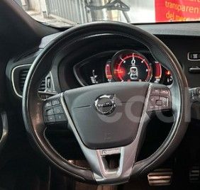 Volvo V40 D4 R-desing momentum aut.