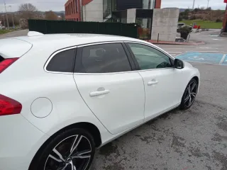 Volvo V40 D4 R-desing momentum aut.