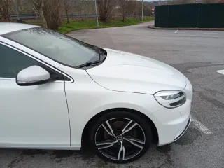 Volvo V40 D4 R-desing momentum aut.