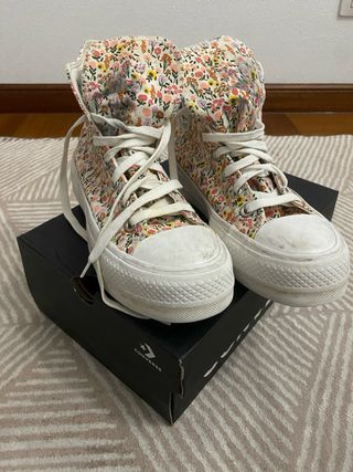 Converse flores altas multicolor