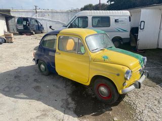 SEAT 600