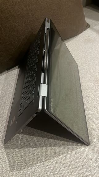 HP Envy x360 16” - Schermo danneggiato
