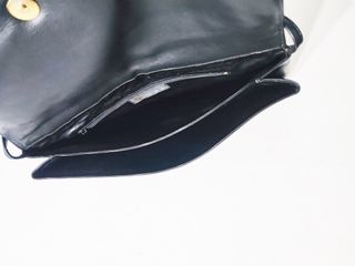 El Corte Inglés/ Bolso vintage cuero negro lazo