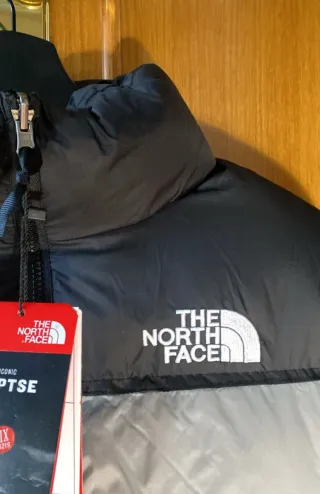 Anorak The North Face Negro y Gris