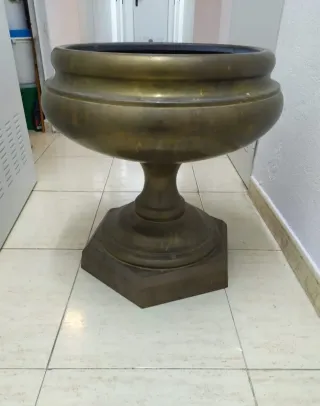 Jarrón de Latón grande.