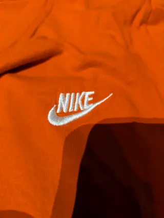 Camiseta Nike naranja básica