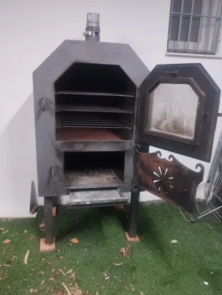 Horno de leña metálico